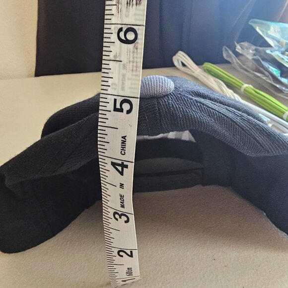 Hurley Snapback Hat Black Gray Cap Wool Blend Yupoong Classics OSFA - Picture 10 of 10